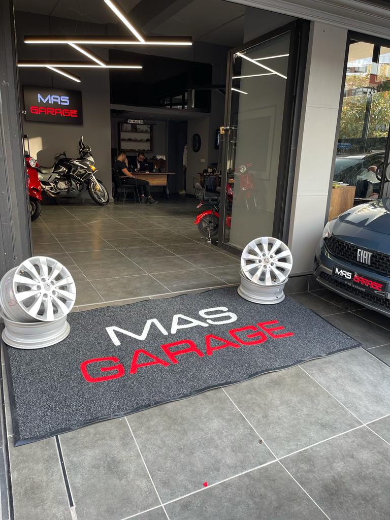 MAS GARAGE